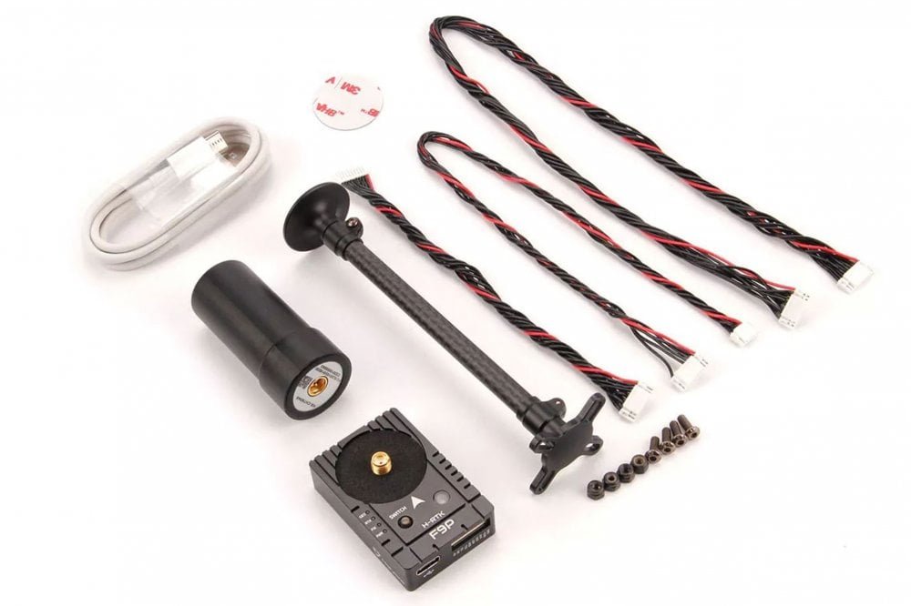 HOLYBRO - H-RTK F9P with Helical Antenna